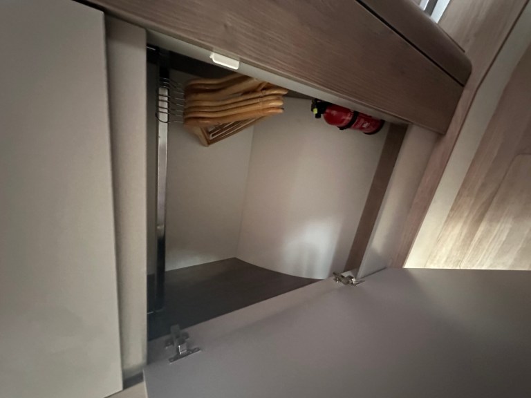 Image of OUFTI IV yacht #10