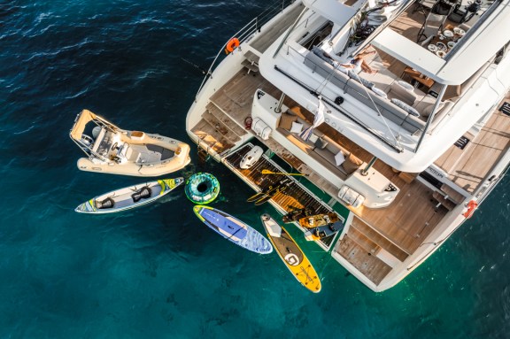 Image of White Caps yacht #8