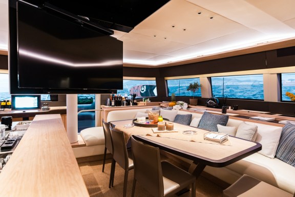 Image of White Caps yacht #12