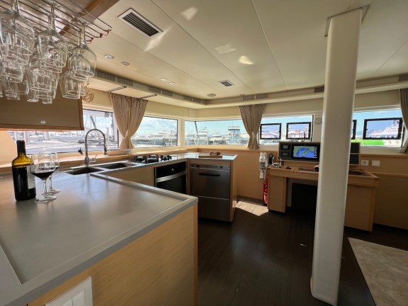 Image of My One yacht #6