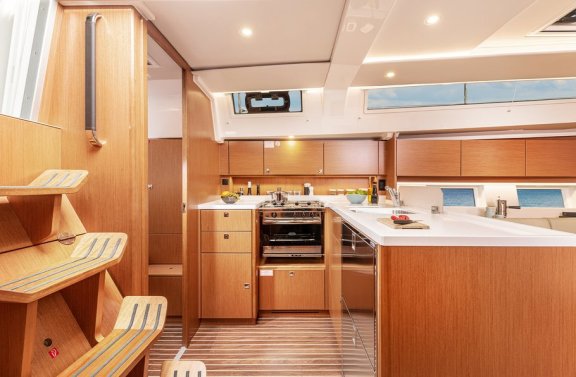 Image of Brunello yacht #9