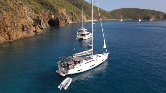 Image of Fat Bottom Girl yacht #7