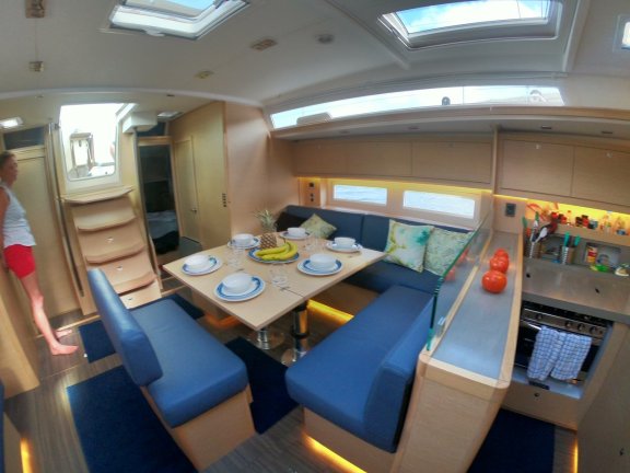 Image of Fat Bottom Girl yacht #15