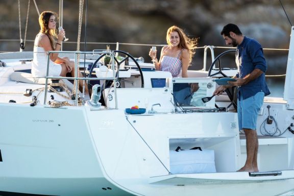 Image of MERELLE yacht #4