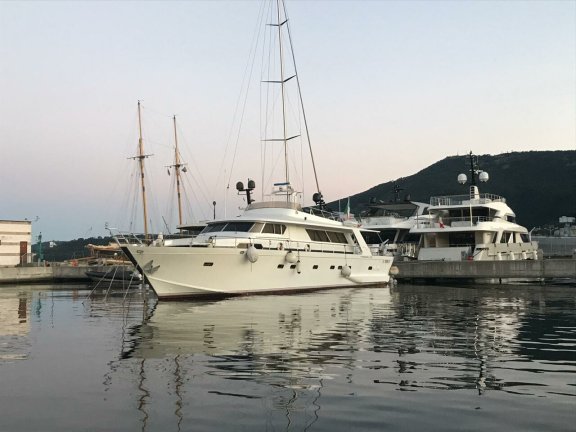Image of Dea Tuda yacht #3