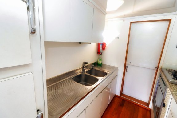 Image of Dea Tuda yacht #16