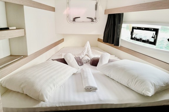 Image of Barnacle yacht #14