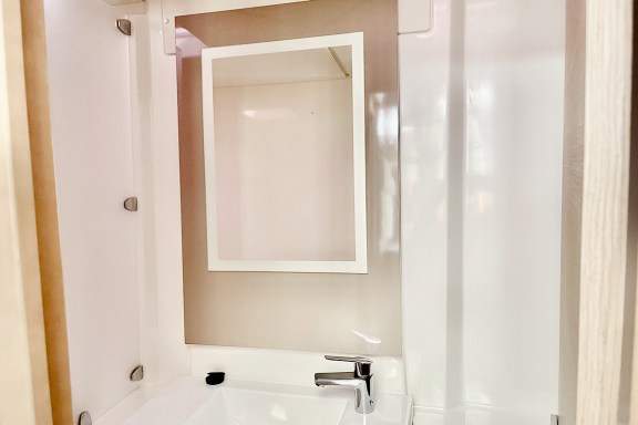 Image of Barnacle yacht #33