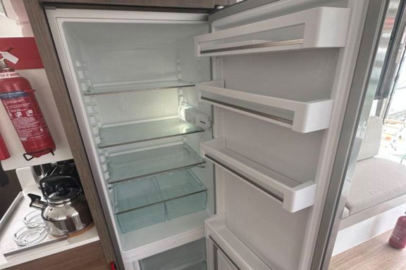 Image of Miro Bot yacht #7