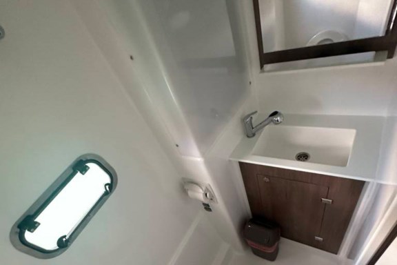 Image of Miro Bot yacht #16