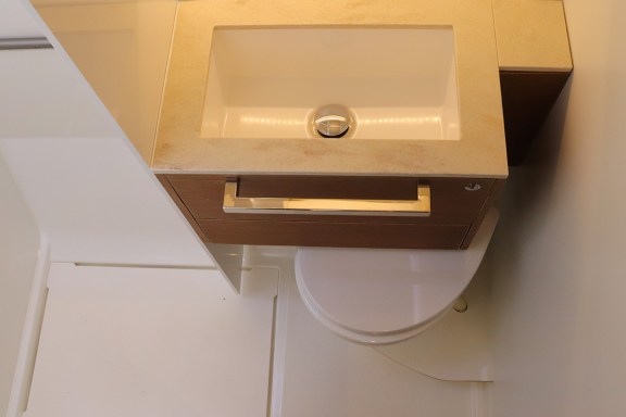 Image of Skye yacht #38