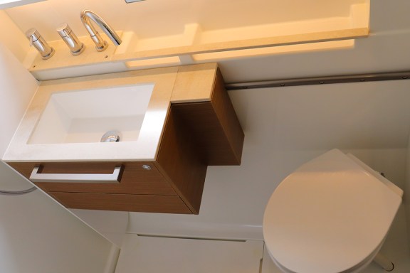 Image of Skye yacht #41