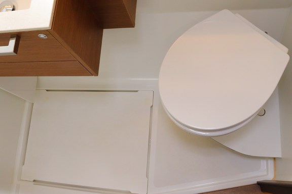 Image of Skye yacht #42