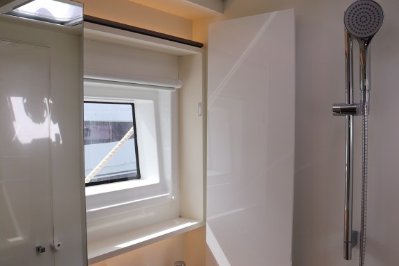 Image of Skye yacht #43