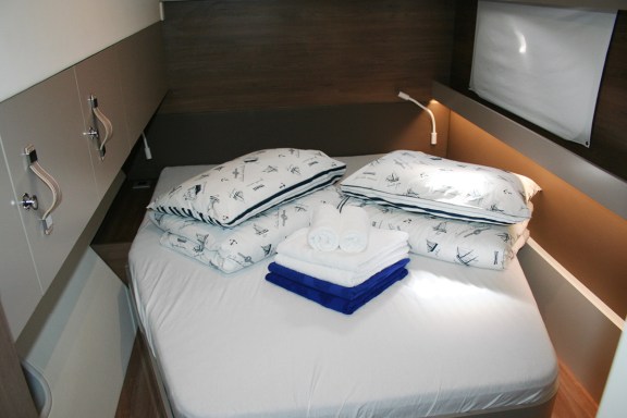 Image of Family 257 yacht #28