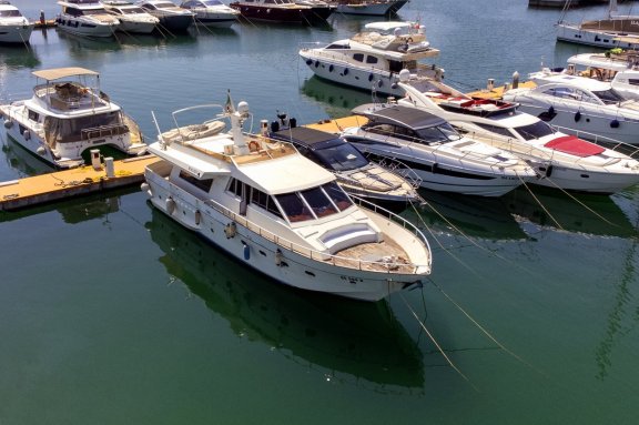 Image of Malibu yacht #2