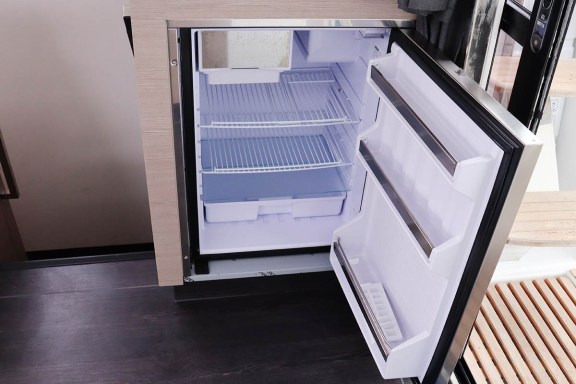 Image of Instigator yacht #16