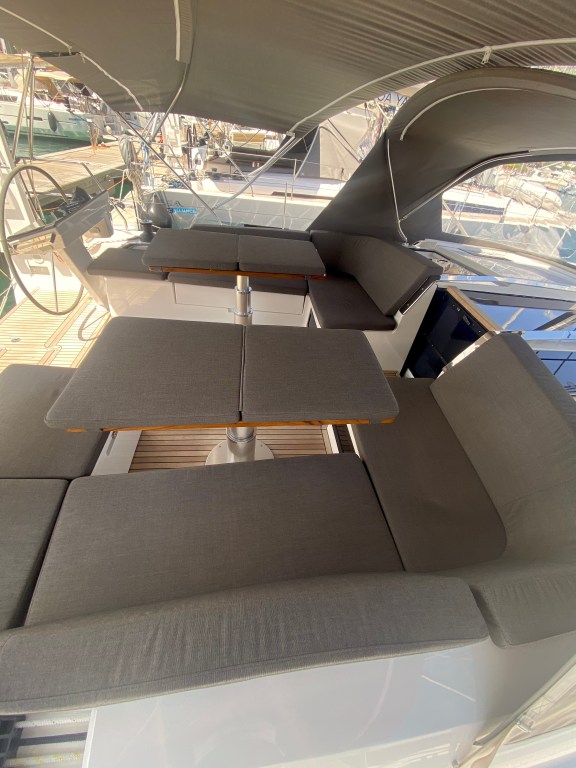 Image of Shadow of the wind yacht #7