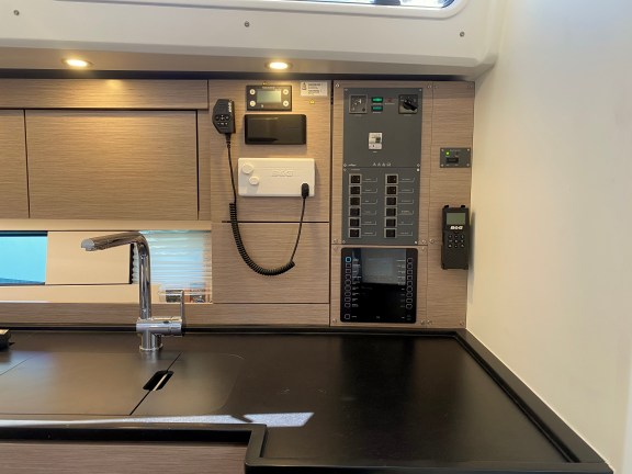 Image of Shadow of the wind yacht #15