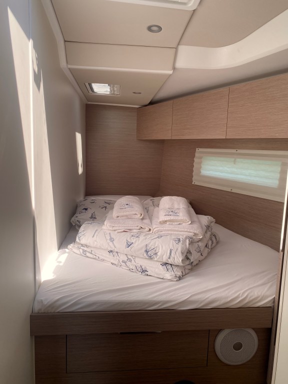 Image of Shadow of the wind yacht #18