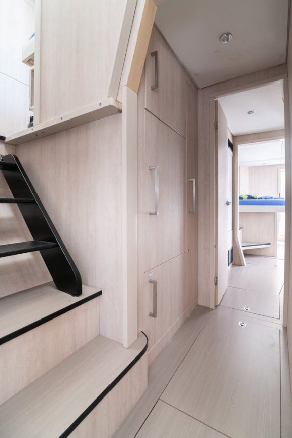 Image of Between yacht #14