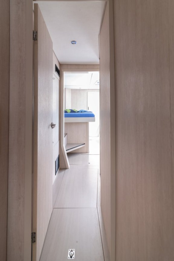 Image of Between yacht #15