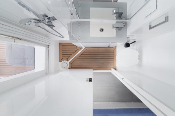 Image of Between yacht #26