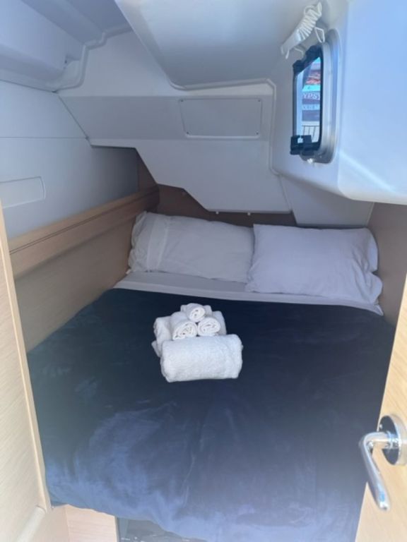 Image of 39 North yacht #11