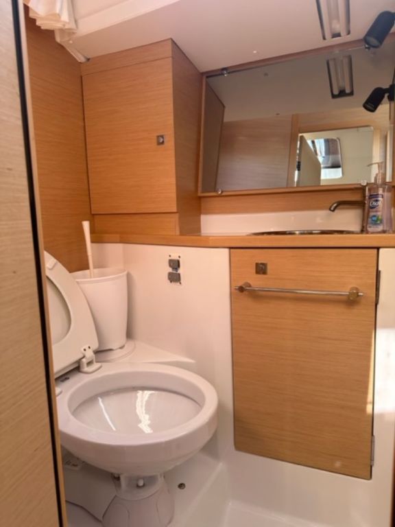 Image of 39 North yacht #12