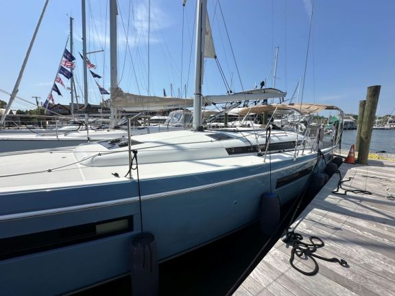 Image of Summer Salt yacht #8