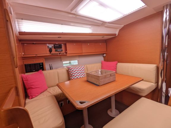 Image of Hoosier Lady yacht #10