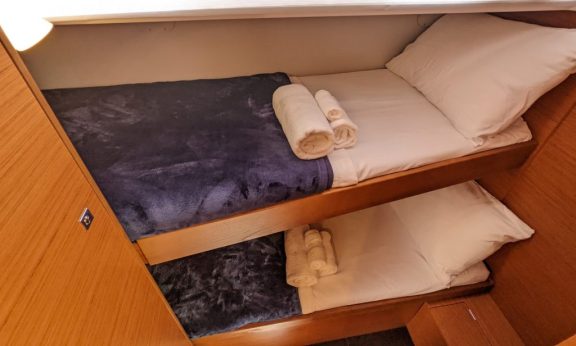 Image of Hoosier Lady yacht #13