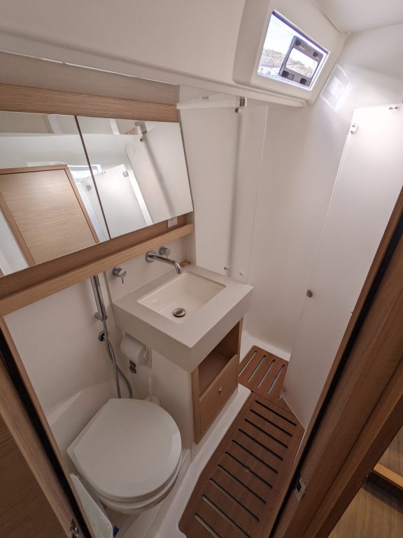 Image of Hoosier Lady yacht #15