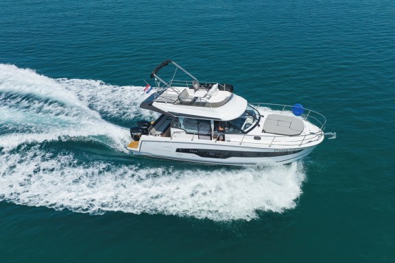 Image of Raptor yacht #5