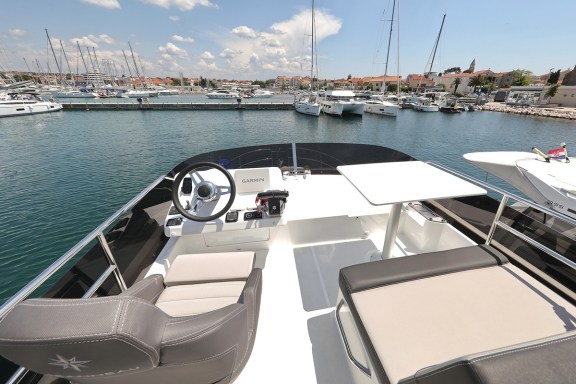 Image of Raptor yacht #11