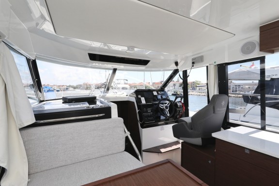 Image of Raptor yacht #14