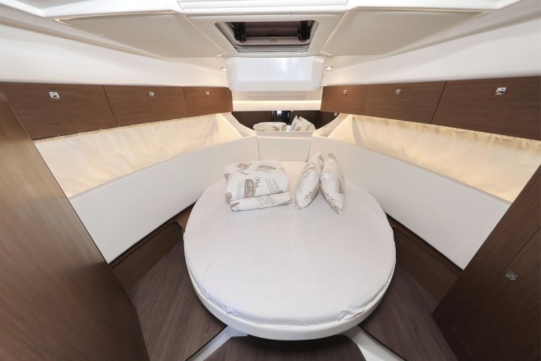 Image of Raptor yacht #19