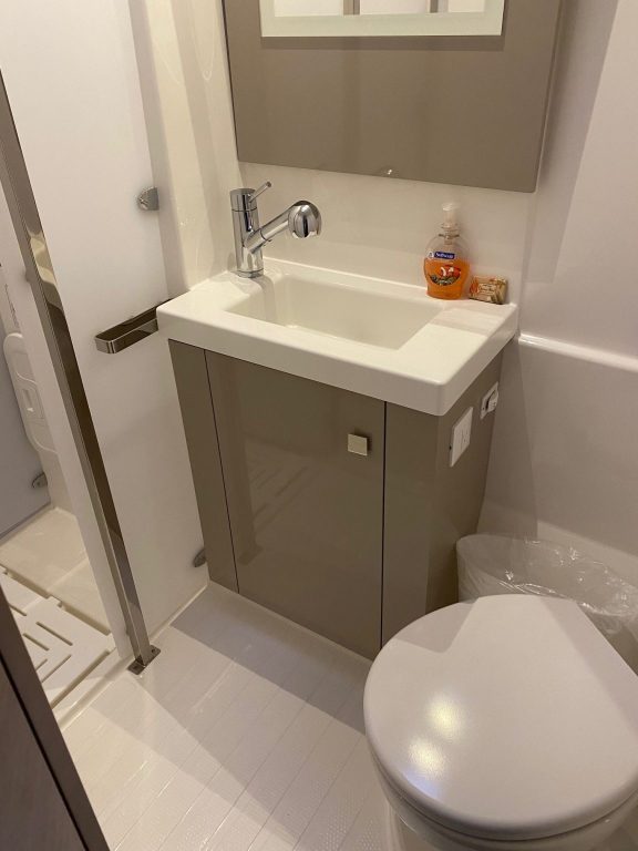 Image of Serene Blue yacht #22