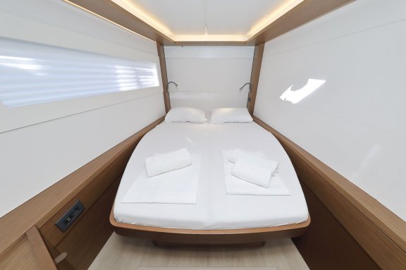 Image of Why Not yacht #28