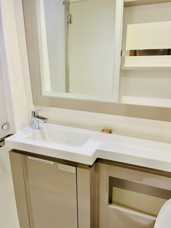 Image of Pau Hana II yacht #16