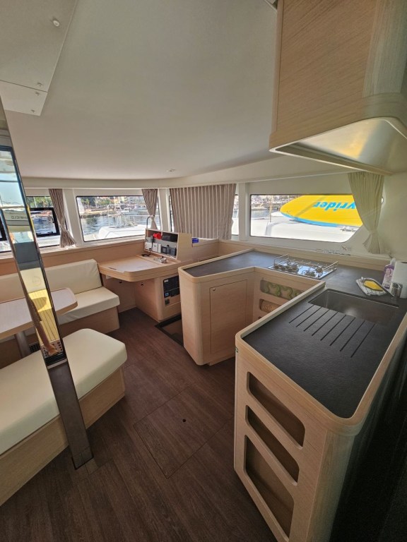 Image of Azzuro yacht #9