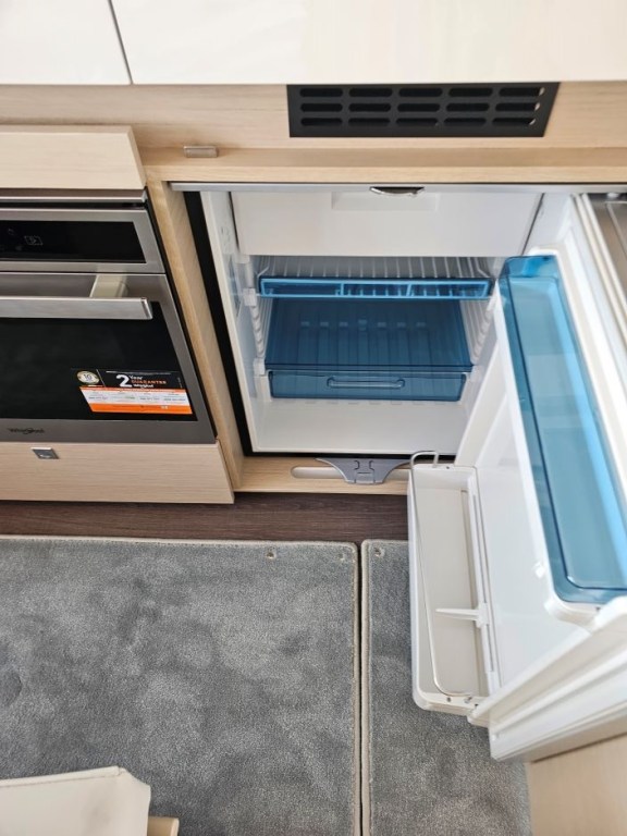 Image of Sierra yacht #6