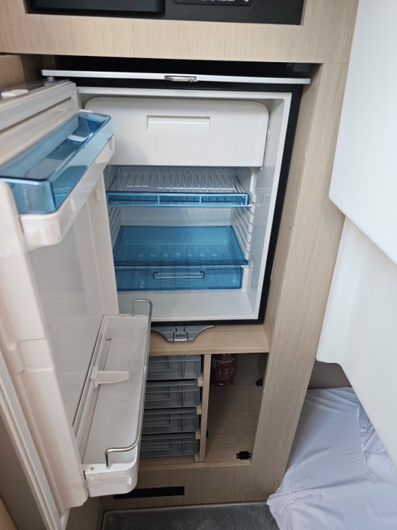 Image of Sierra yacht #9