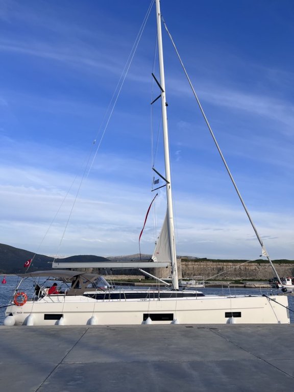 Image of B-Line yacht #4