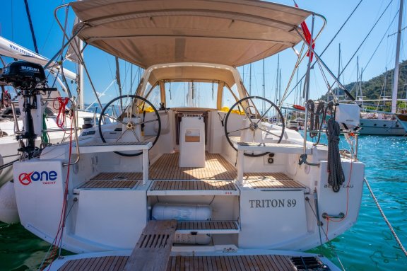 Image of Triton 89 yacht #5