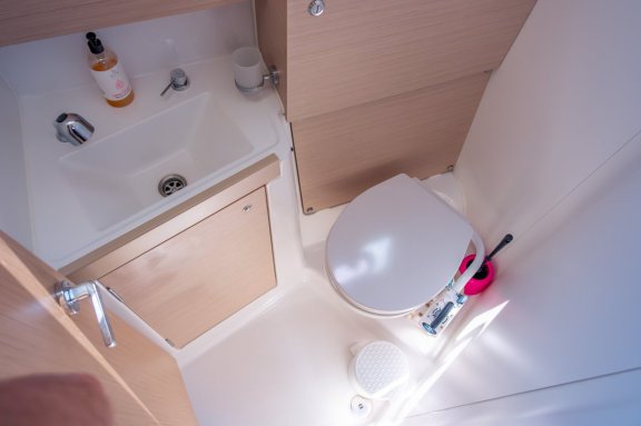 Image of Triton 89 yacht #38