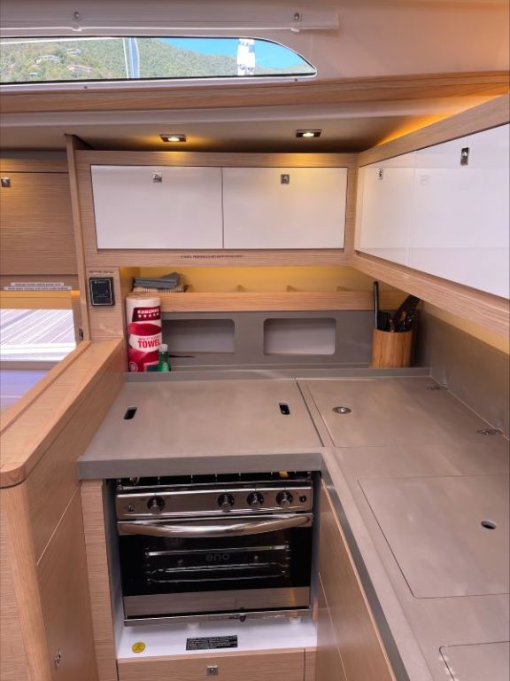 Image of Shandy Breeze yacht #9