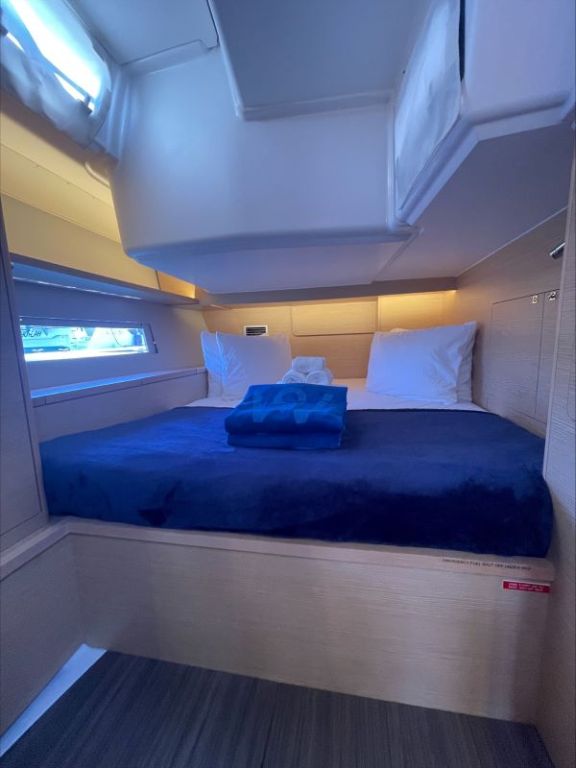 Image of Shandy Breeze yacht #13