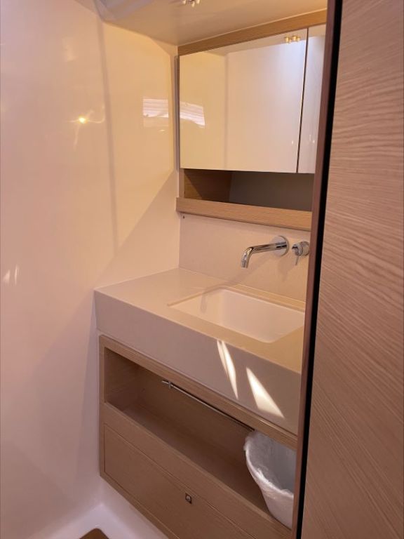 Image of Shandy Breeze yacht #14