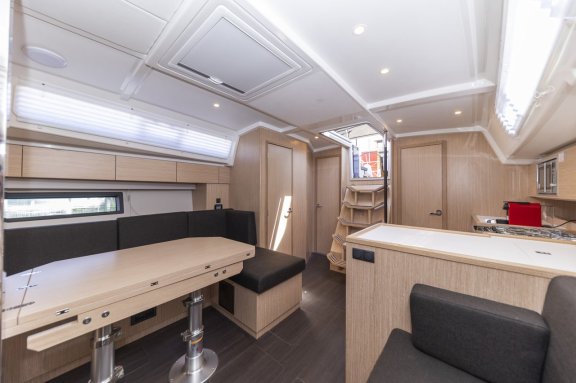 Image of Maraschino yacht #18